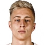W. Kamiński Midfielder