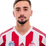 Eder González Midfielder