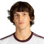 Pau Resta Defender