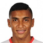 G. Fuentes Defender