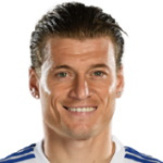 Ezgjan Alioski Defender