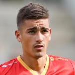 M. Carlier Midfielder