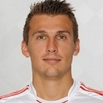 R. Tesche Midfielder