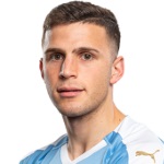 G. González Defender