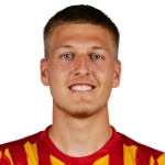 B. Van den Eynden Defender