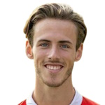 M. Aramburú Attacker