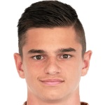 Pascal Juan Estrada Defender