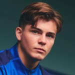 Leo Castledine Midfielder