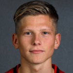 L. Tómasson Defender