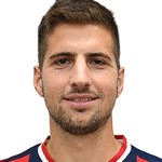 I. González Defender