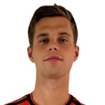 L. Bøje-Larsen Defender