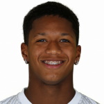 André Dhominique Queiroz Santiago da Silva Defender