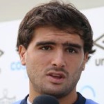 Á. Ampuero Defender