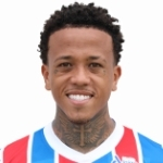 Luizão Midfielder