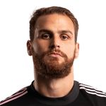 L. González Defender