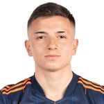 Á. Barreal Midfielder