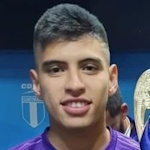 L. de León Defender