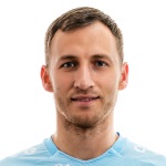 A. Pētersons Defender