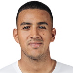 R. Fernández Defender