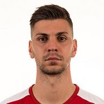 A. Dragović Defender